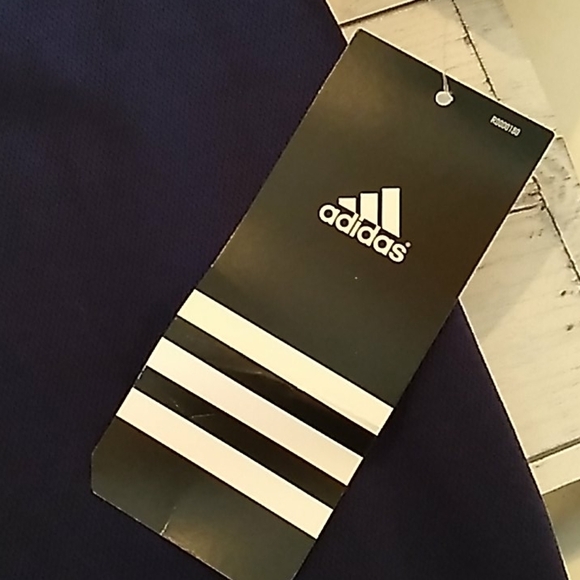 New UNC police shirt 👕 University North Carolina - Picture 3 of 5